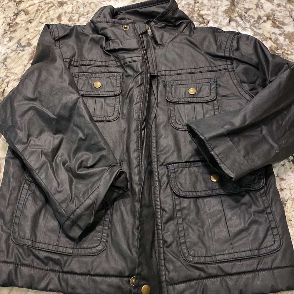 EUC Cherokee Black jacket. Size 3T water resistant